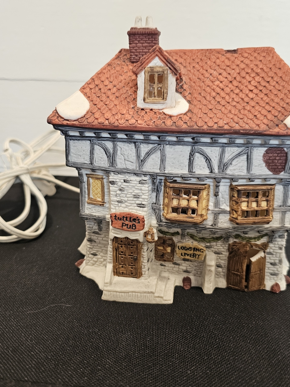 Department 56 Tuttle's Pub Ceramic Holiday Building in Red Roof and White Walls